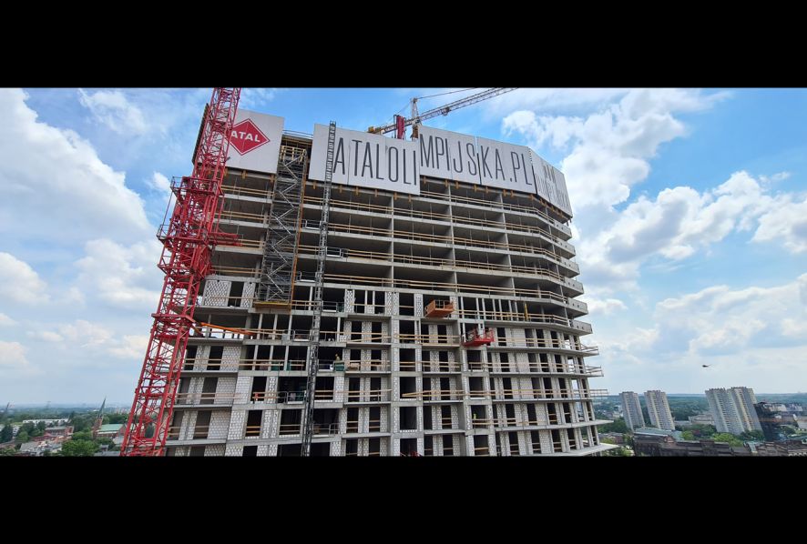 2023.06.16 - Widok na elewację wschodnią budynku B - zdjęcie wykonane na 14 piętrze buydnku A (2)
